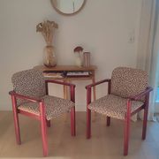 2 fauteuils léopard / bois massif bordeaux