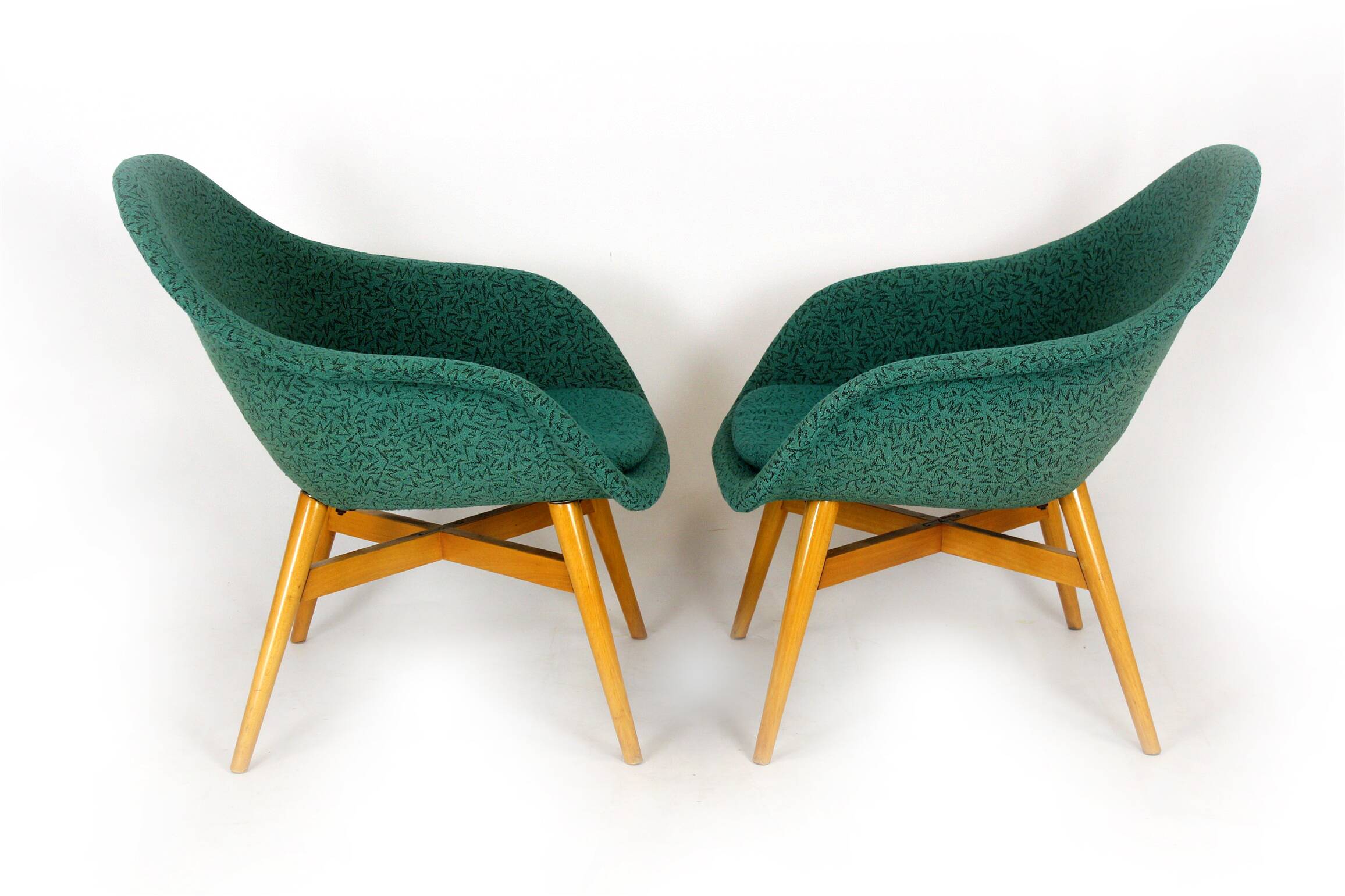 Fauteuils par Miroslav Navratil pour Tatra Nábytok, années 1960, ensemble de 2