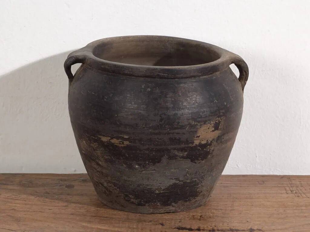 Antique vase in wabi-sabi style (c.1900) #3