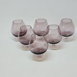 6 anciens verres à cognac en cristal de couleur prune