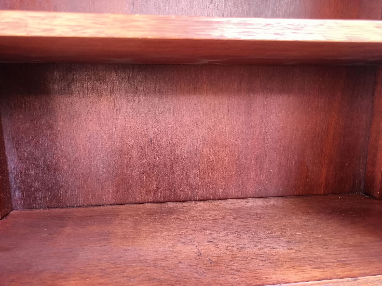 Bookcase forming showcase styleLouis XVI marble top