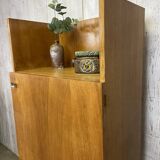 Mlodernist shelf