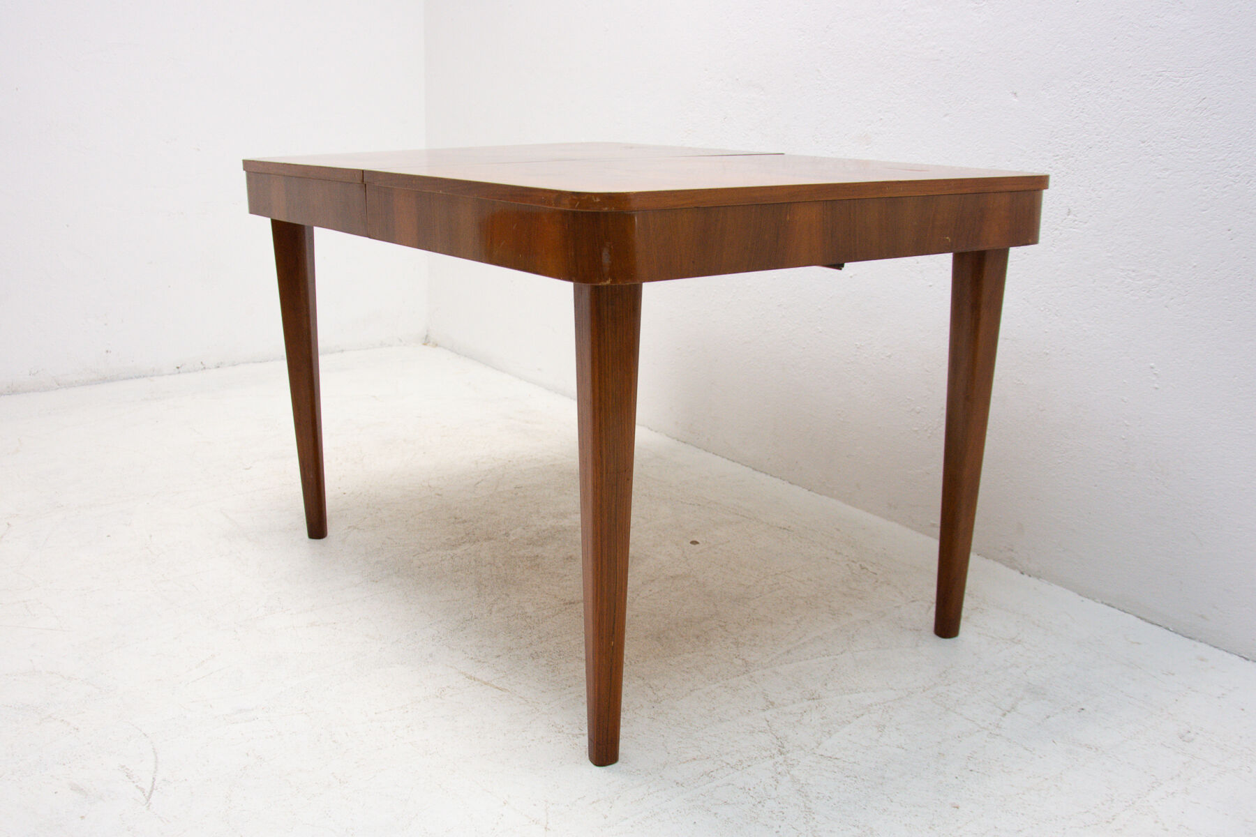 Adjustable dining table by Jindřich Halabala, 1950s