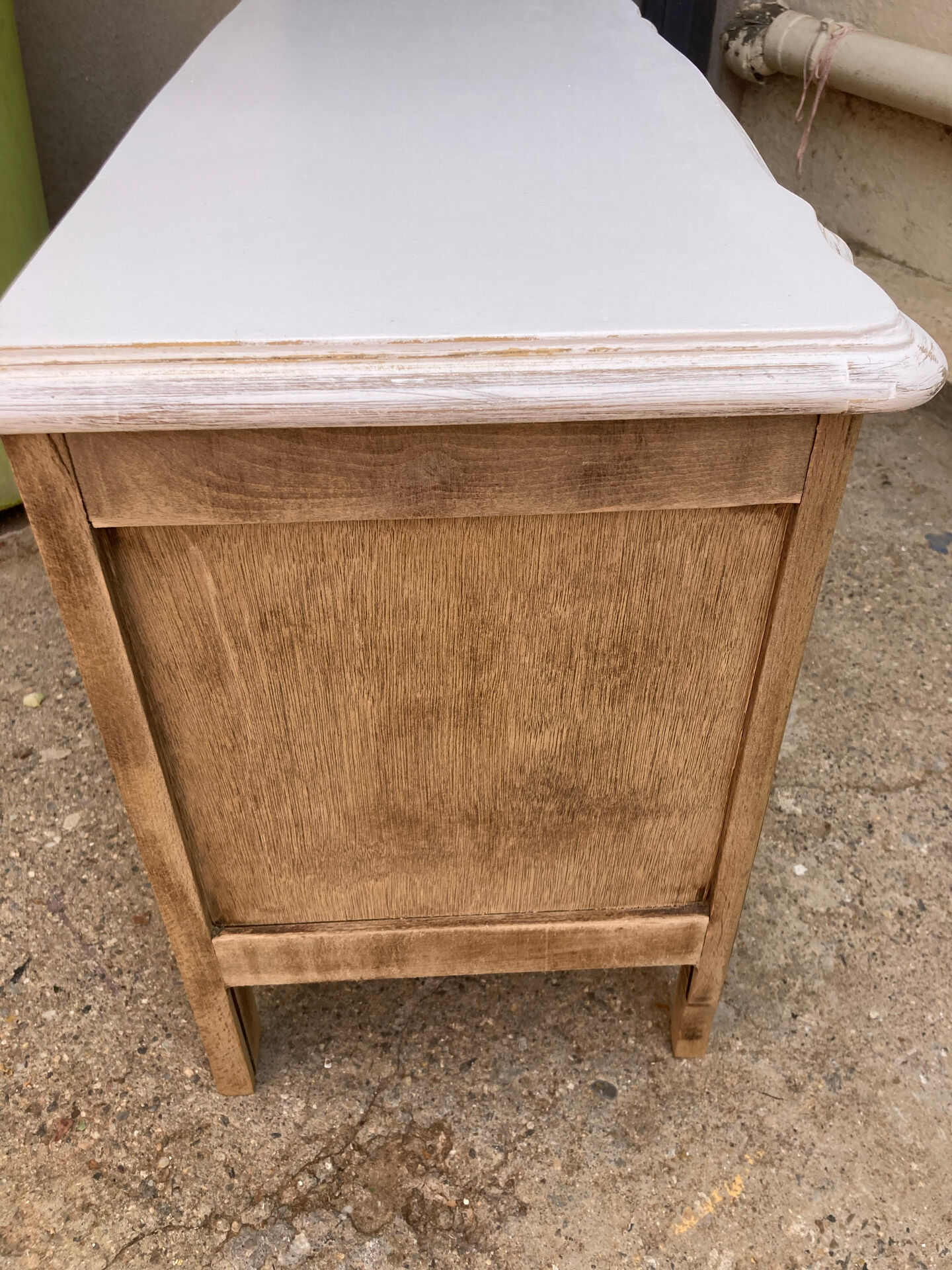 Very nice vintage heart toy chest in L. Ashley removable style.
