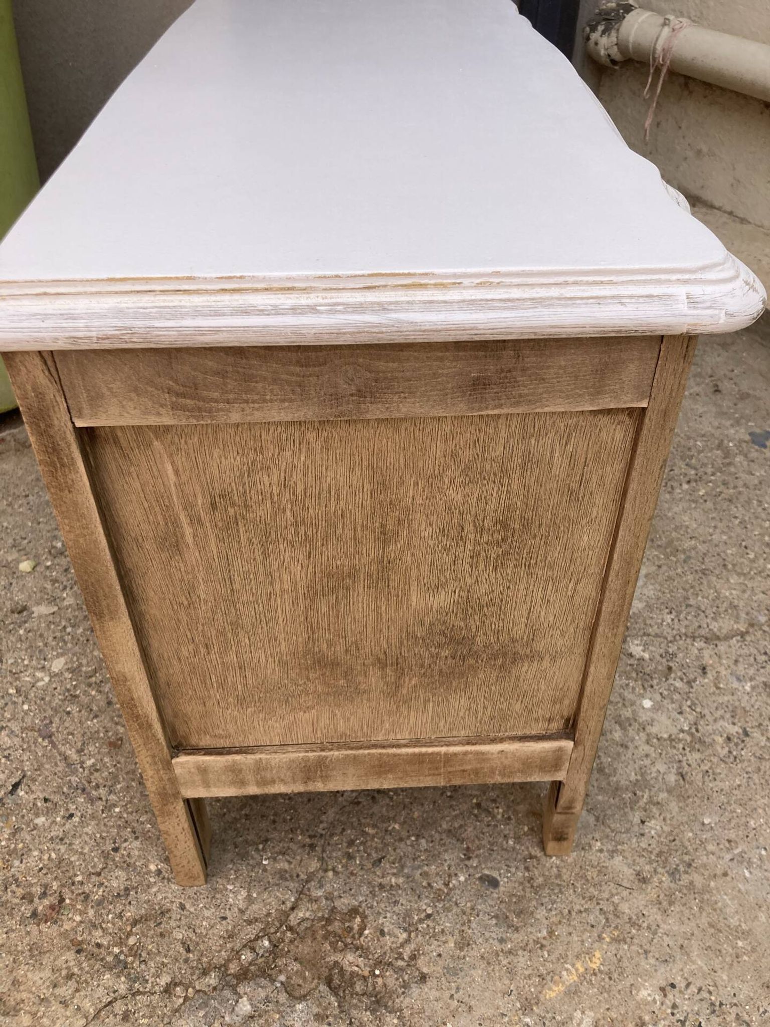 Very nice vintage heart toy chest in L. Ashley removable style.