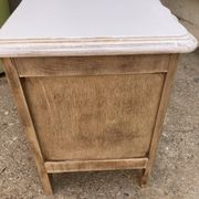 Very nice vintage heart toy chest in L. Ashley removable style.