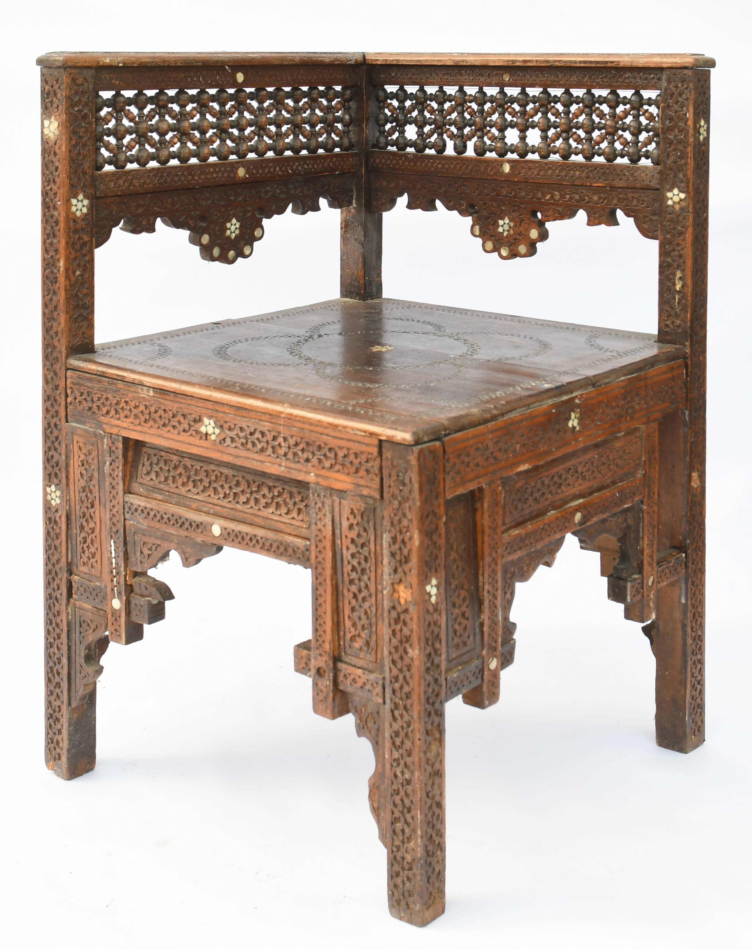 Oriental corner armchair