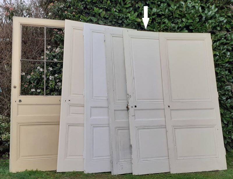 Communication door h221xL90cm old paneled, molded, interior