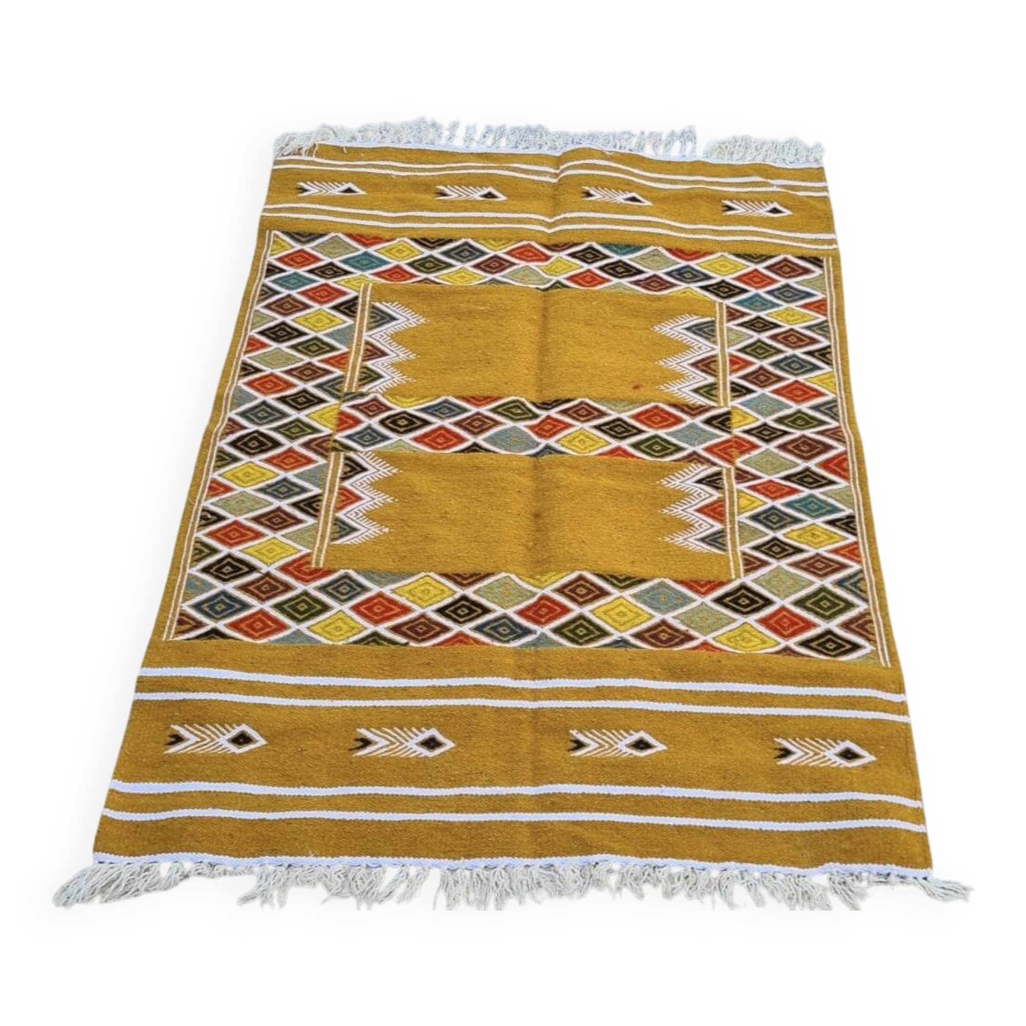 Handmade Berber kilim rug made of natural wool