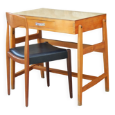 Small desk and vintage Scandinavian chair from the 50s-60s by Niels Otto Möller.