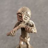 Ancient Akan weight for weighing gold in brass, in excellent condition.