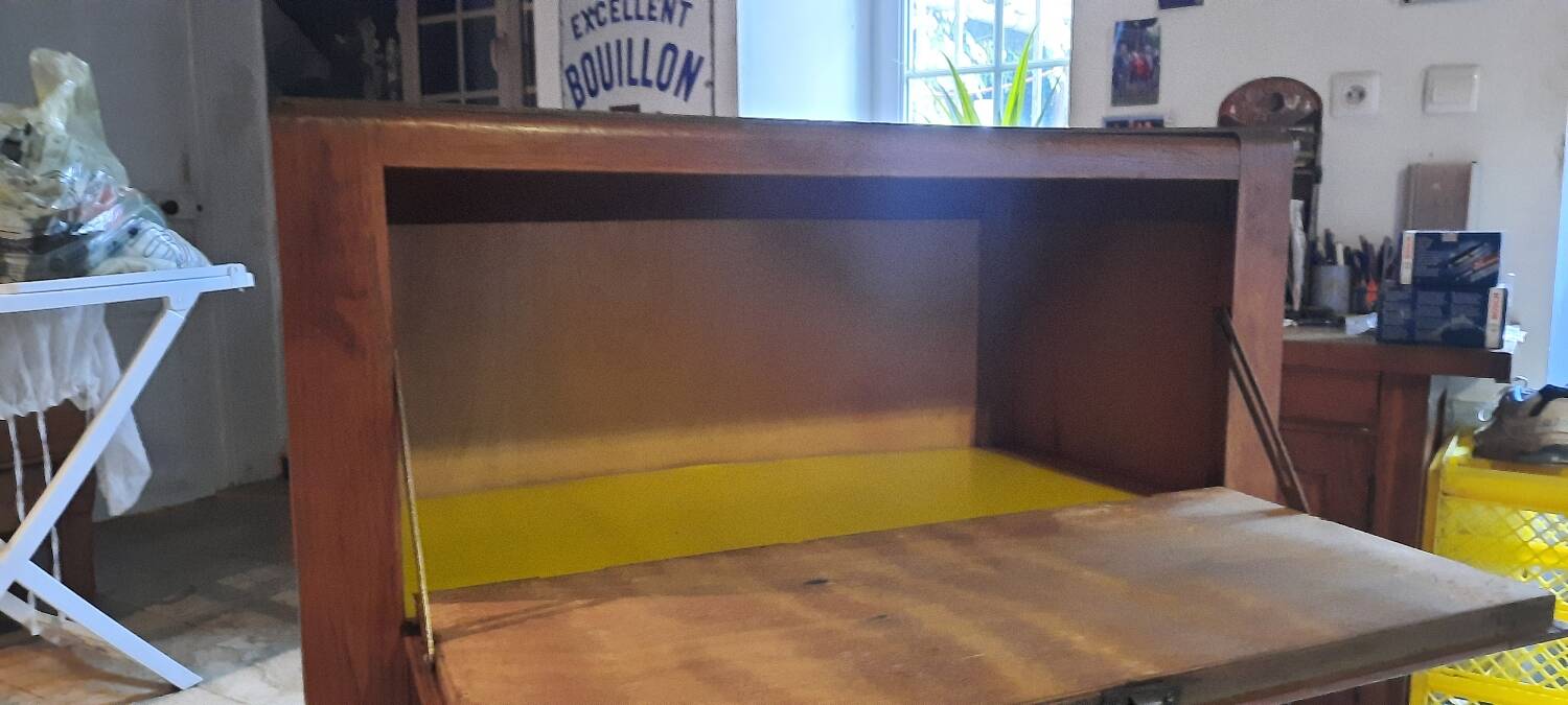 Secretary chest of drawers