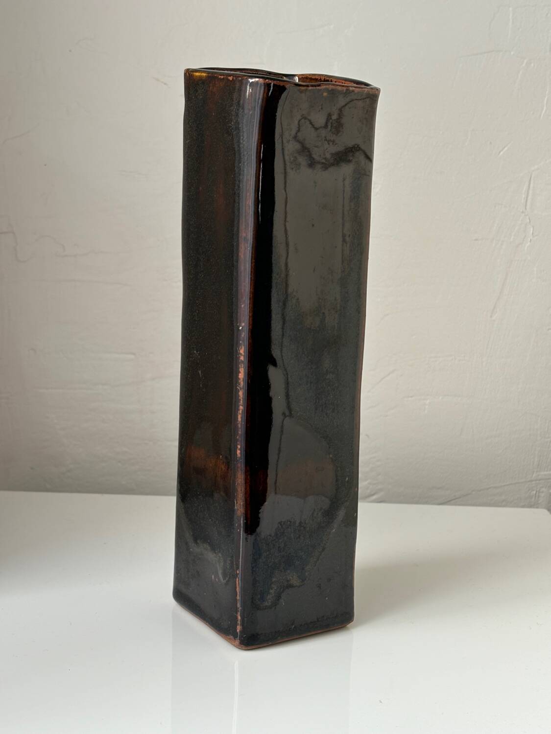 Vase en céramique d'art