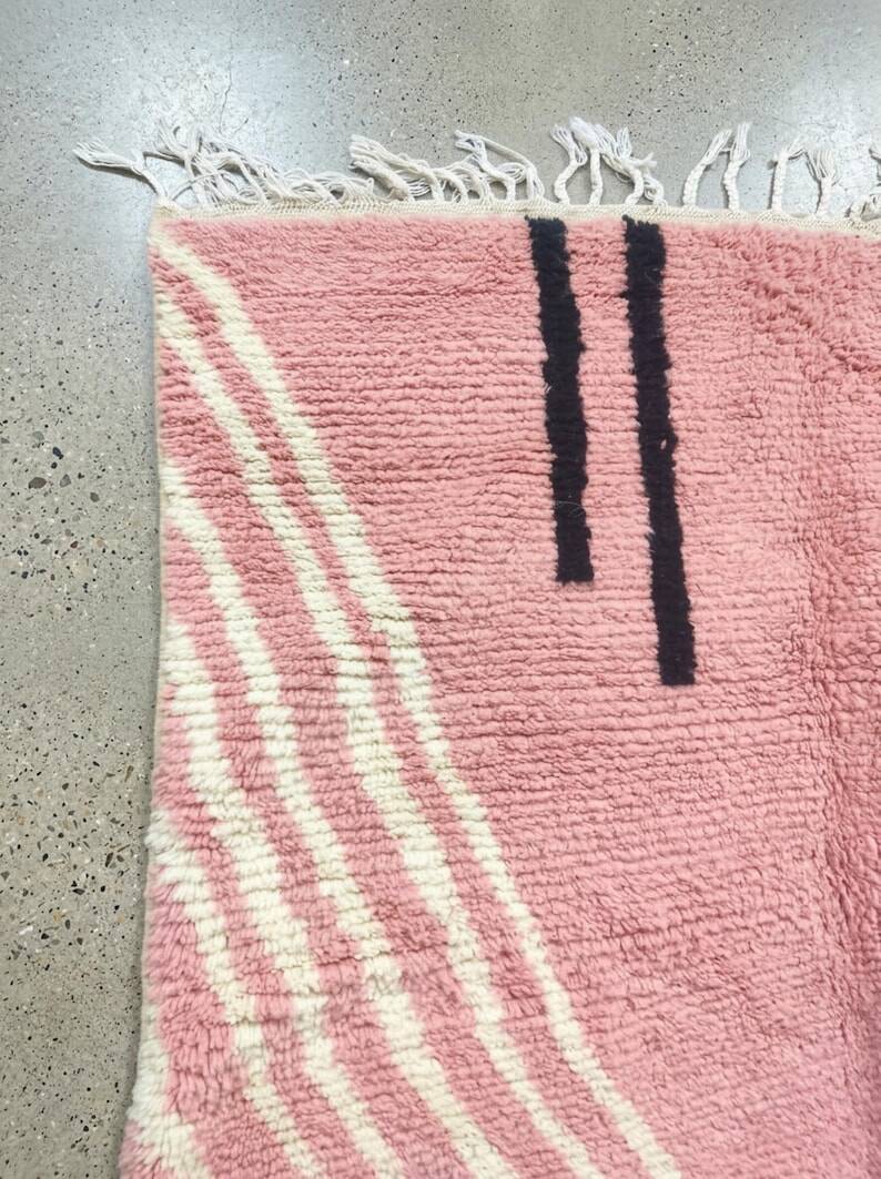 Berber Moroccan rug 200cm x 300cm