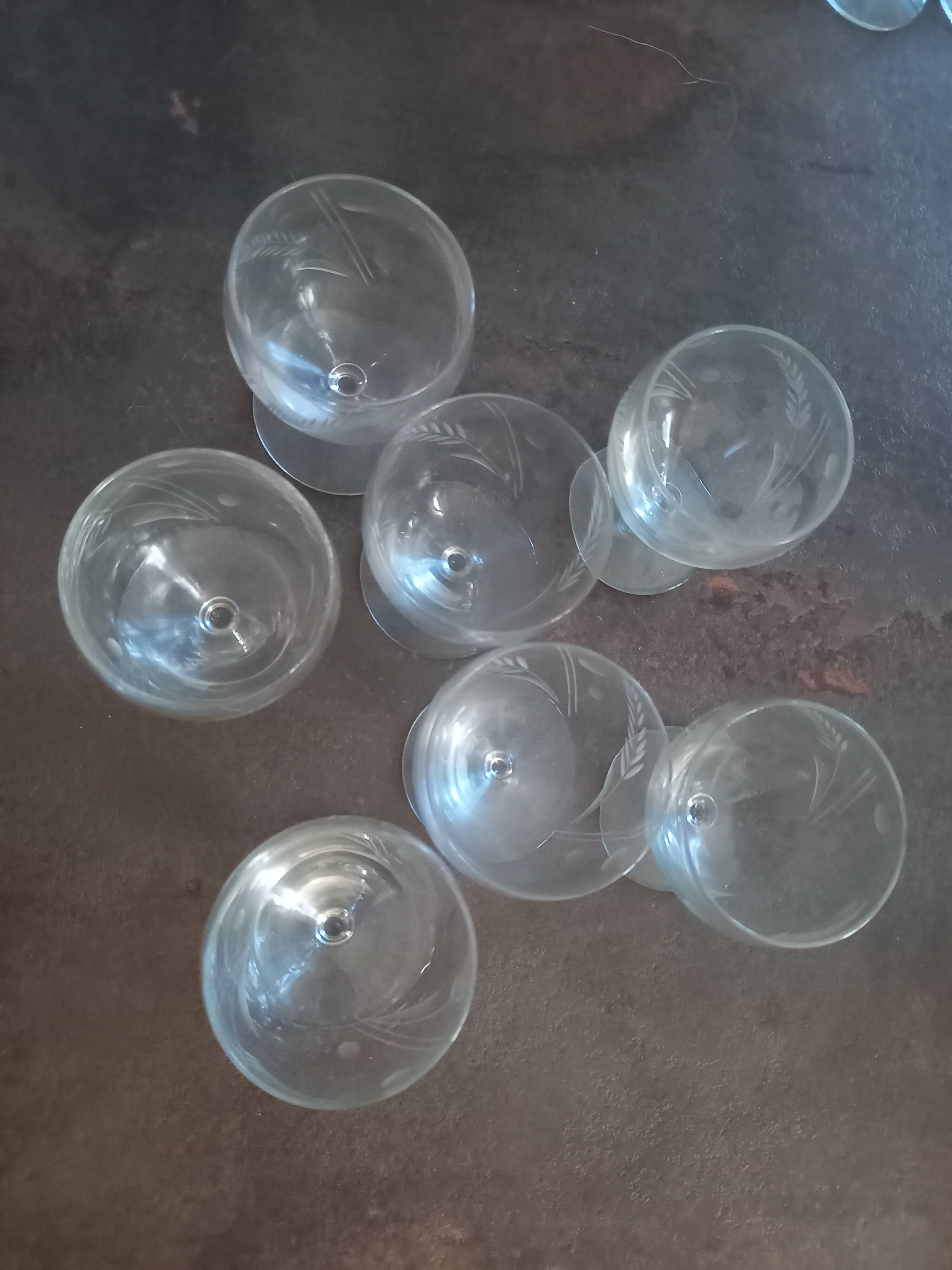 Vintage crystal aperitif glasses with engraved wheat ear pattern.