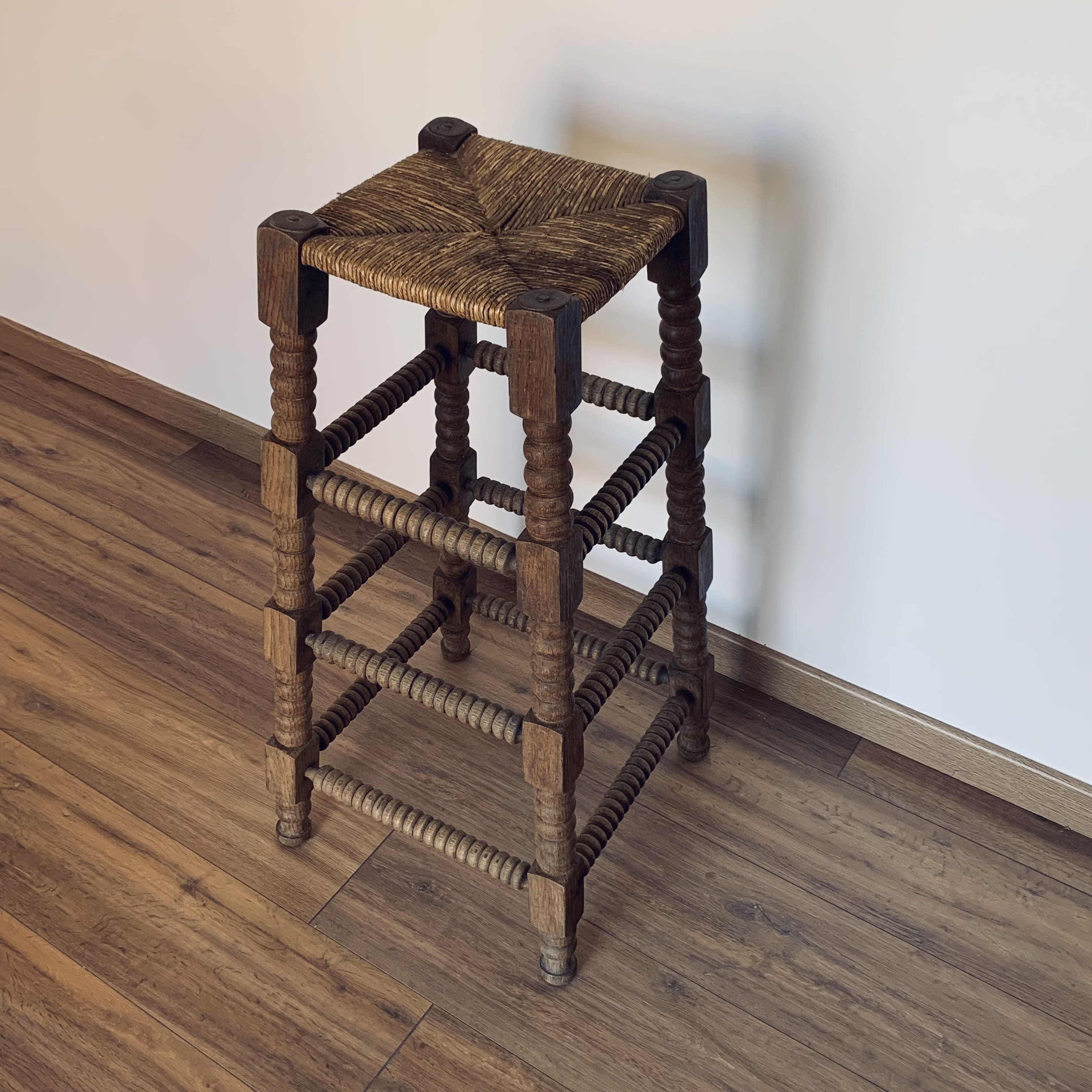 Stool high straw wood turned