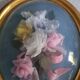 Cadre fleurs en soie sous verre bombé