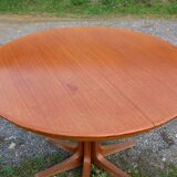 Dining round vintage with extensions