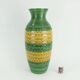 Vase de sol en céramique verte ocre à motif en relief des années 1960, modèle l1142-50