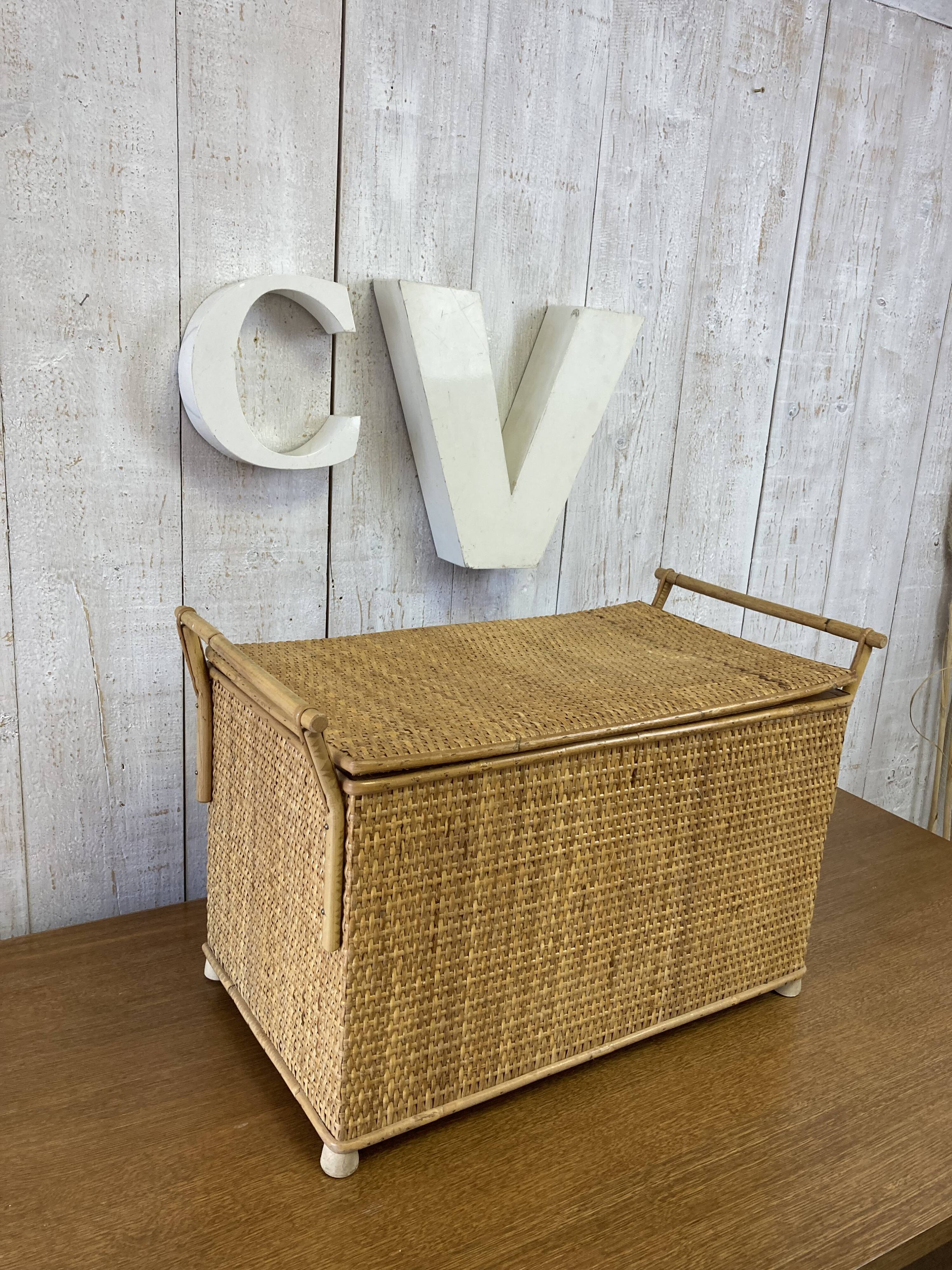 Vintage rattan chest