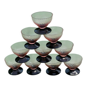10 coupes en verre rose et pied