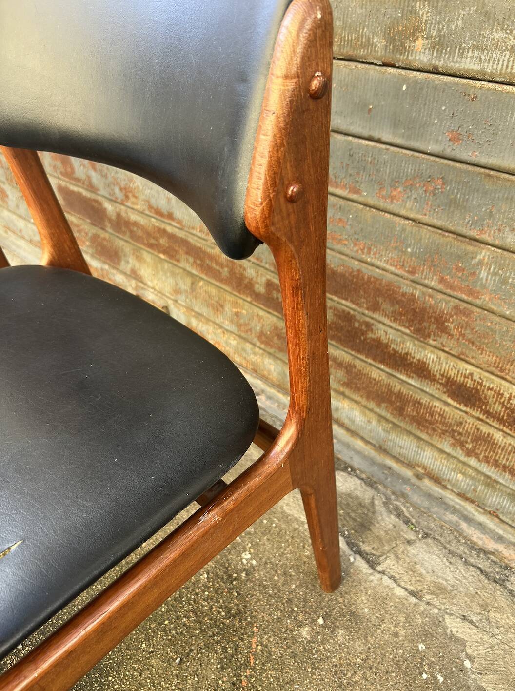 Set of 2 Scandinavian chairs Model 49 by Erik Buch for O.D. Mobler, D