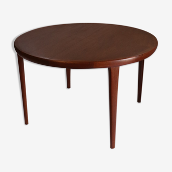 Scandinavian expandable table V.V Mobler in teak 1960