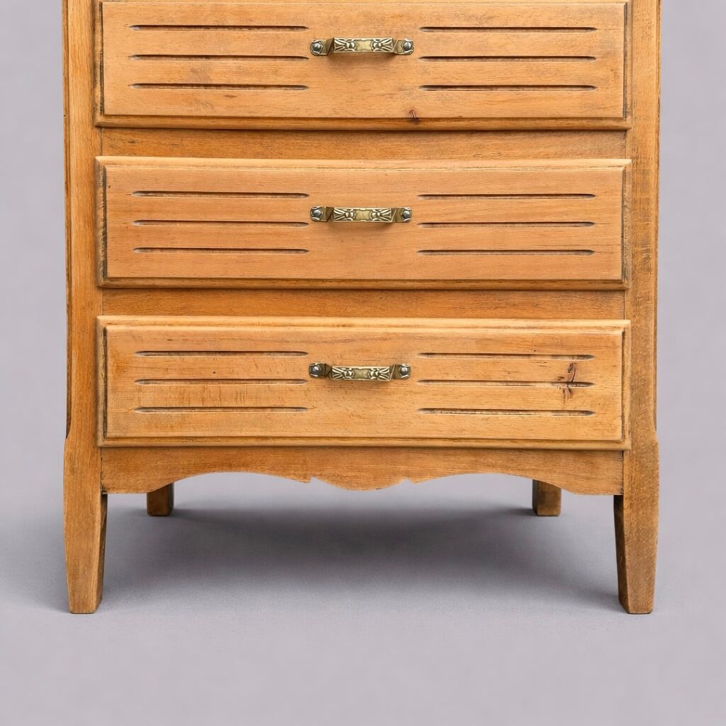 Art Deco glass-fronted Parisian buffet in raw wood