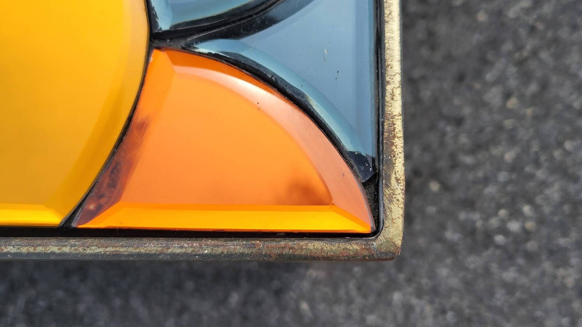 Coffee Table Olivier de Schrijver numbered 3/8 "With marine reflections colours"