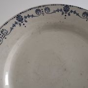 Old "Etruscan" flat plates in opaque porcelain from Gien Terre de Fer