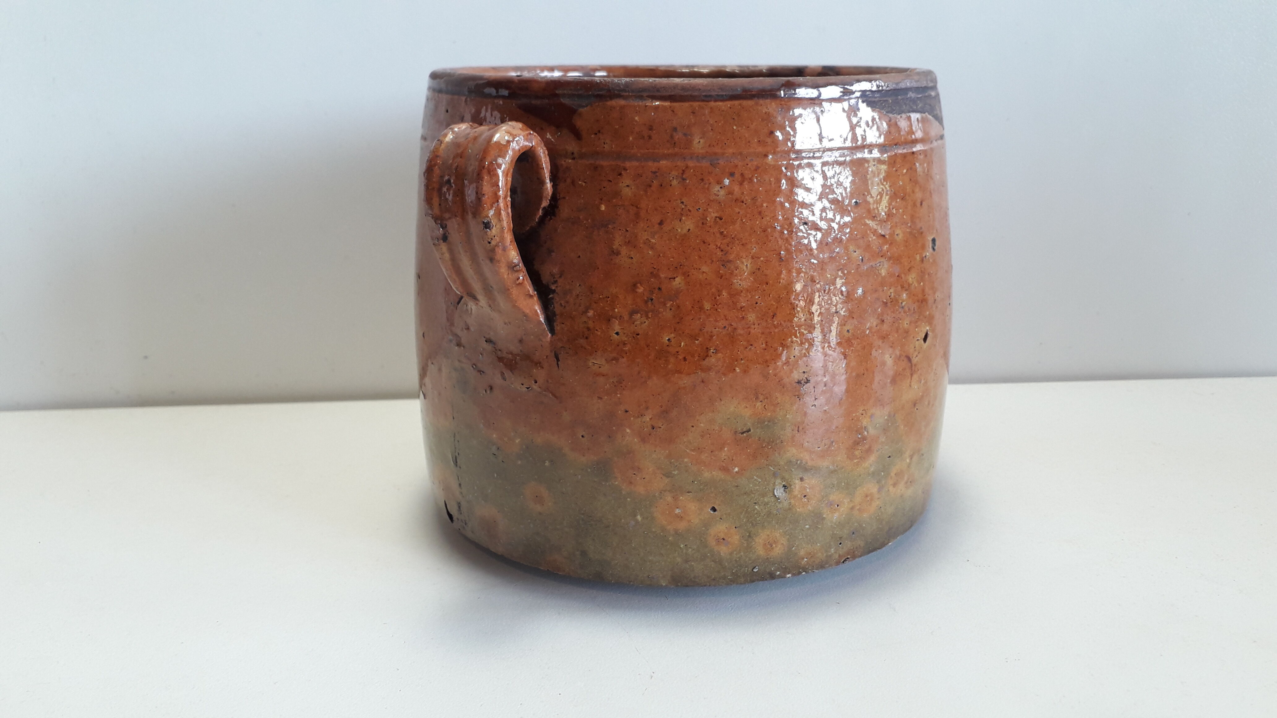 Vernissee terracotta pot