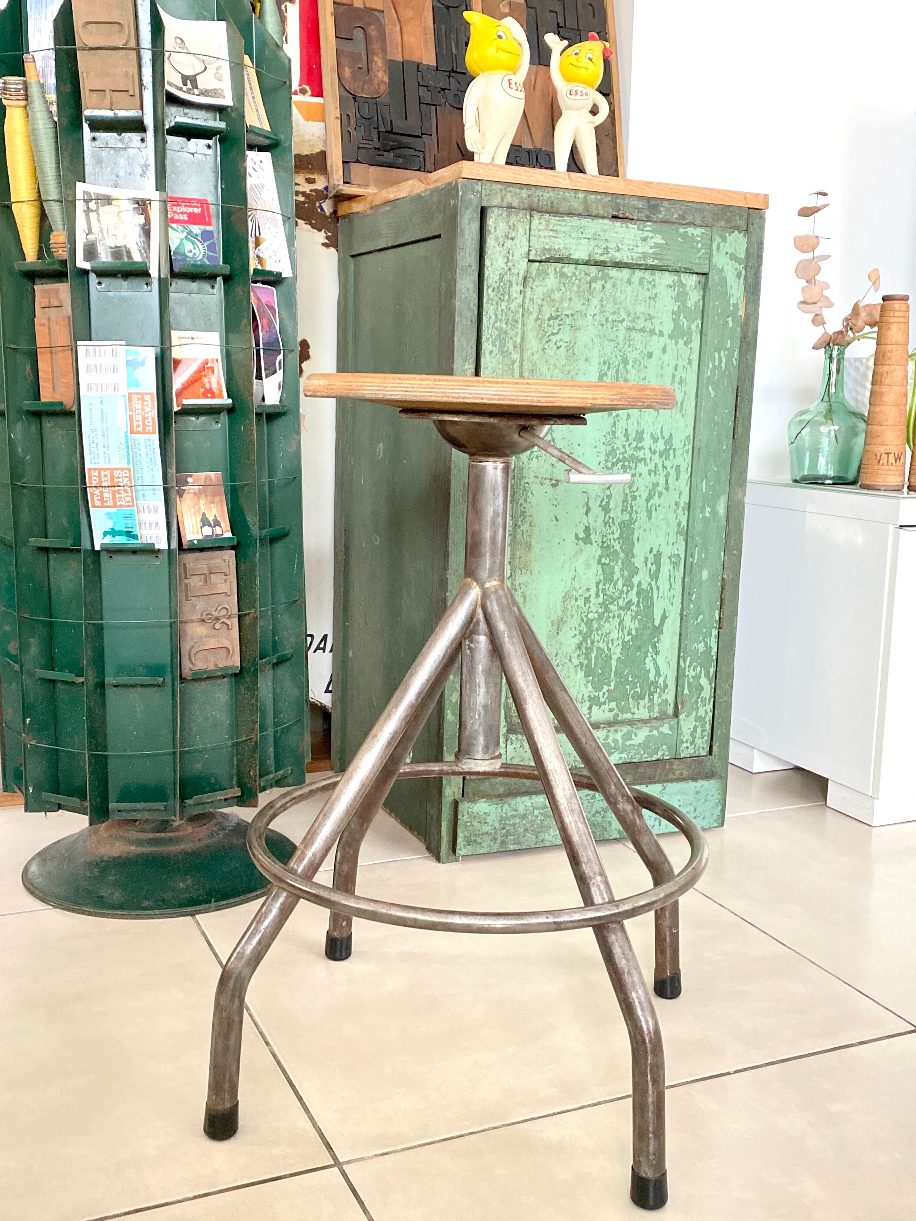 Metal and wood adjustable workshop stool