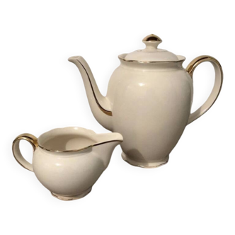Villeroy and Boch teapot and jug