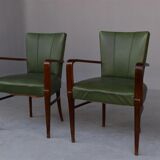 Paire de fauteuils 1940 en skaï vert et hêtre