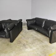 Moroso sofa set and armchairs in black leather, 1984