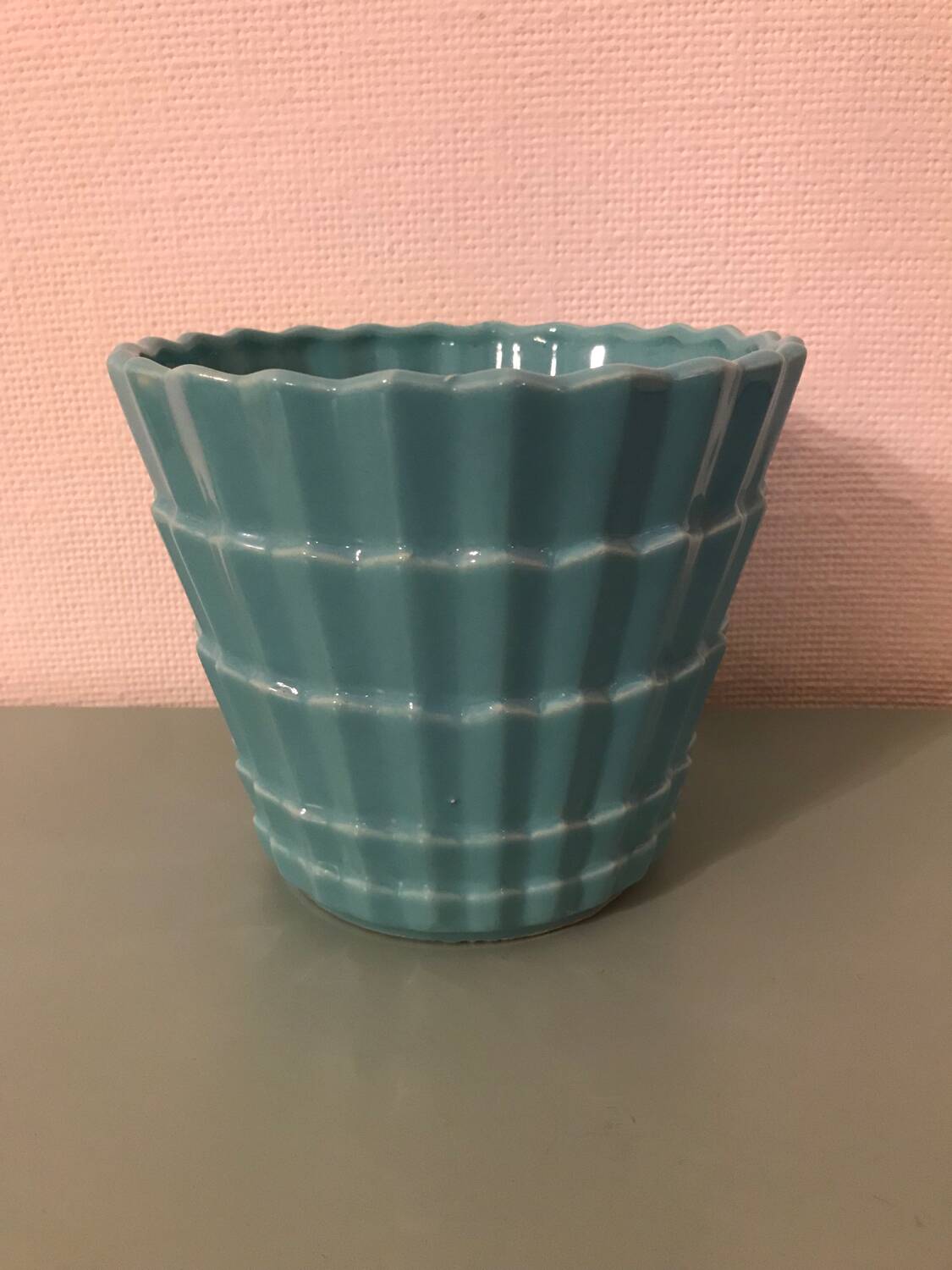 Saint Clément plant pot