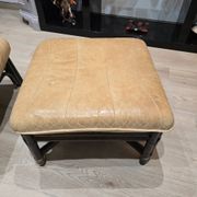 Vintage camel leather lounge chair with ottoman – wooden frame – 1970s