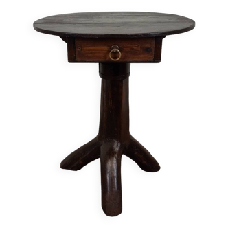 Brutalist pedestal table