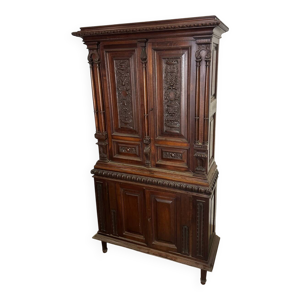 Petit buffet de style