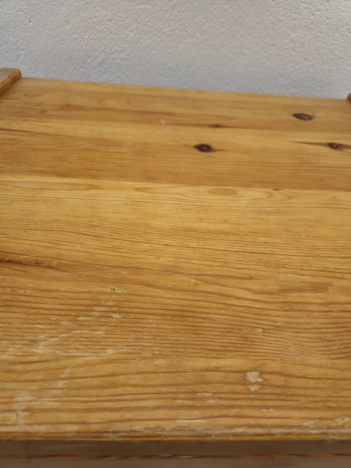 Regain bedside table in vintage pine