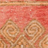 Tapis Couloir Vintage Turc, Rouge Corail, Brun Camel & Beige Géométrique