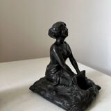 Serre-livres Art nouveau en régule figurant une femme, 1900