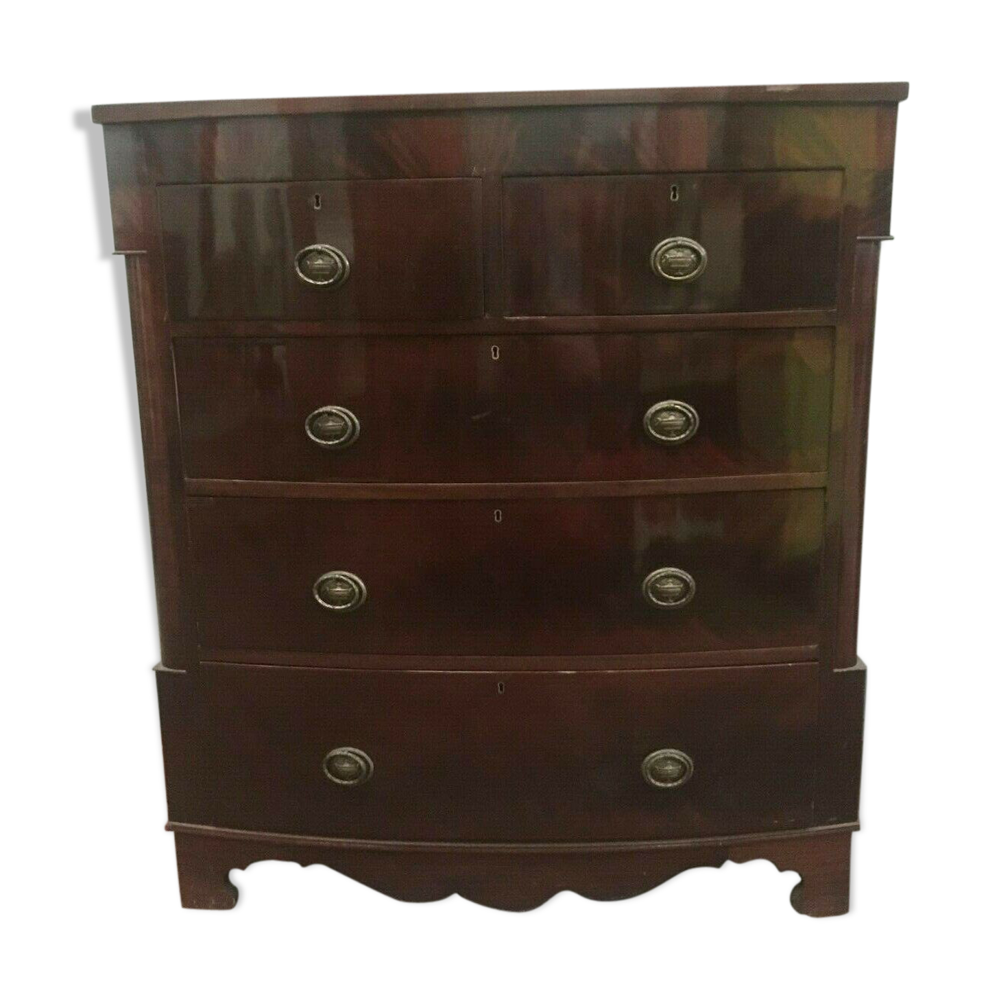 Victorian mahogany veneer chest of drawers with four rows of drawers