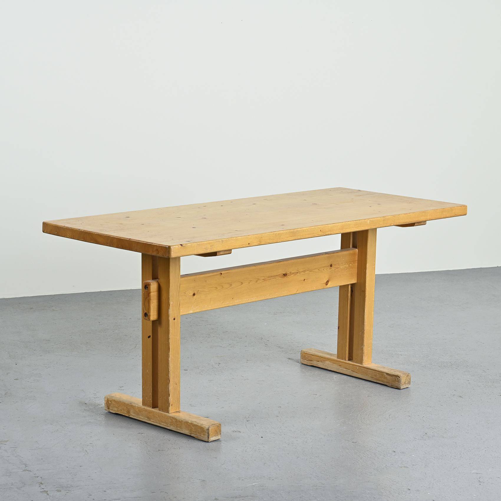 Pine table, Les Arcs, France