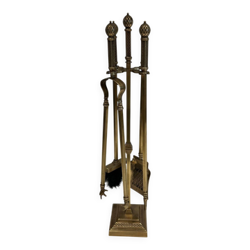 Neoclassical Fire Set in Bronze and Brass Finely Chiseled