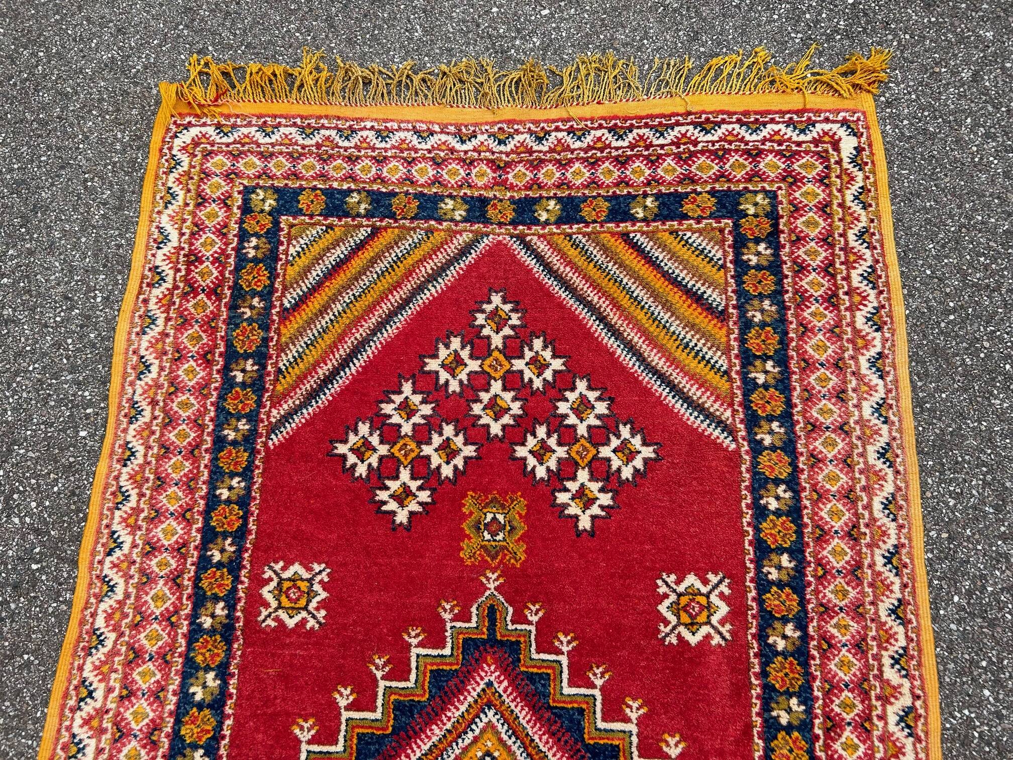 Vintage berber rug