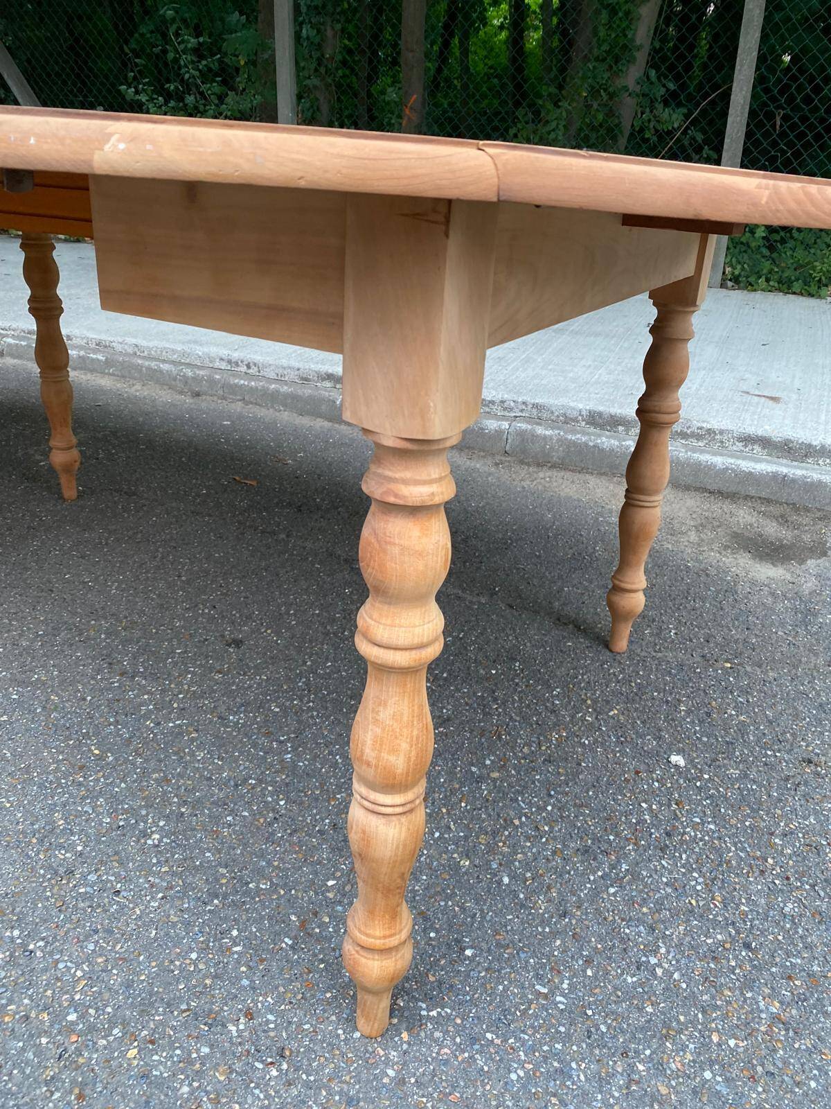 Table à manger ronde extensible à volets Louis Philippe XXème rénovée 260cm