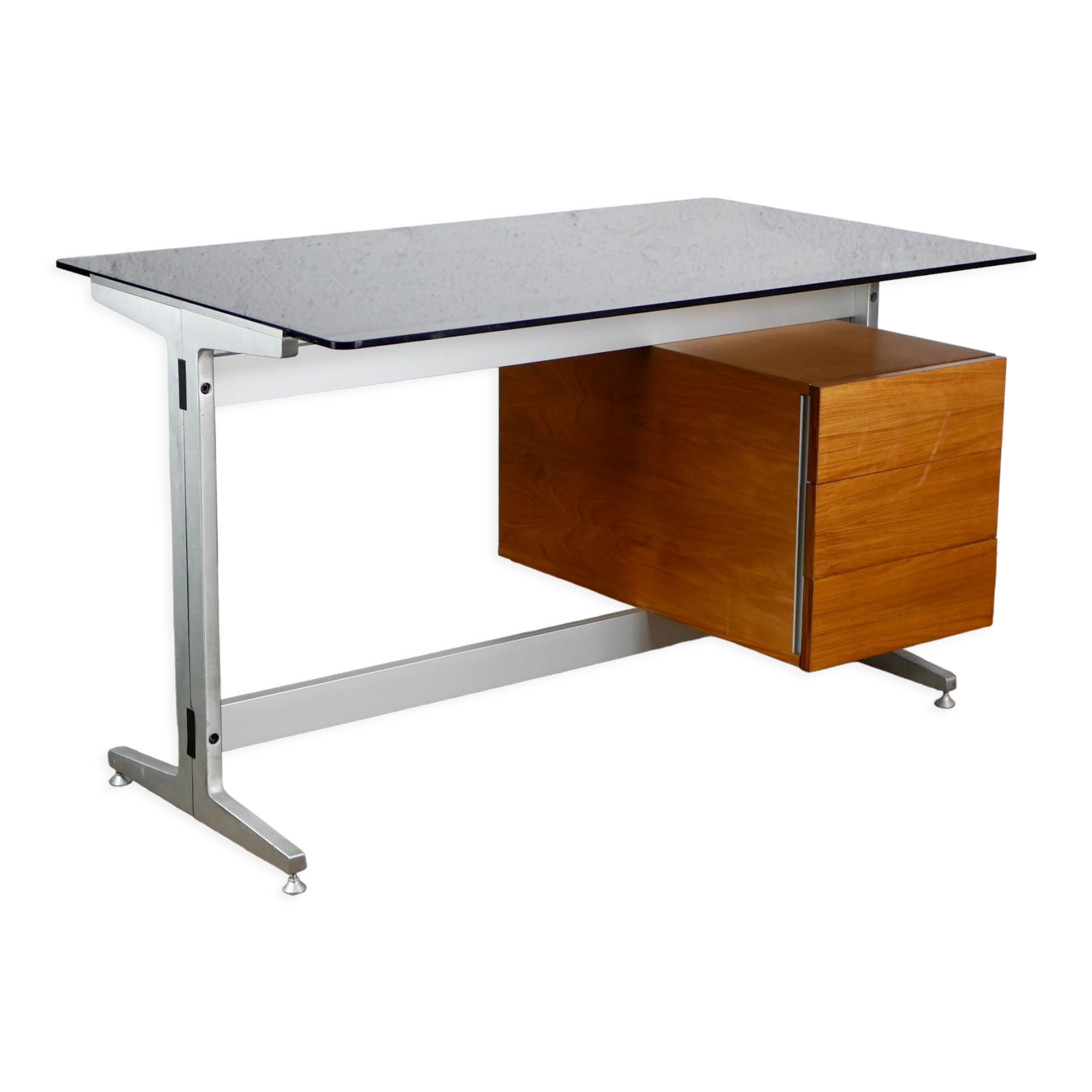 Desk by Etienne Fermigier