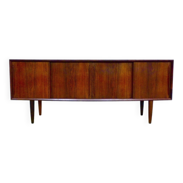 Enfilade minimaliste avec façade incurvée par Svend Aage Madsen pour HP Hansen, Danemark 1960