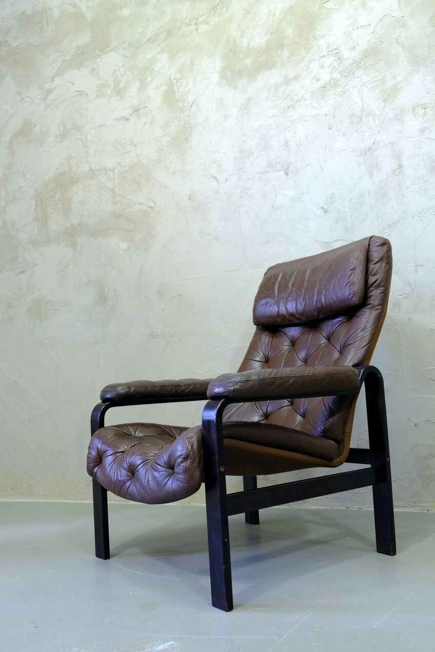 Mid-century Finnish leather lounge chair by Oy BJ Dahlqvist for BD Furniture, 1960s
